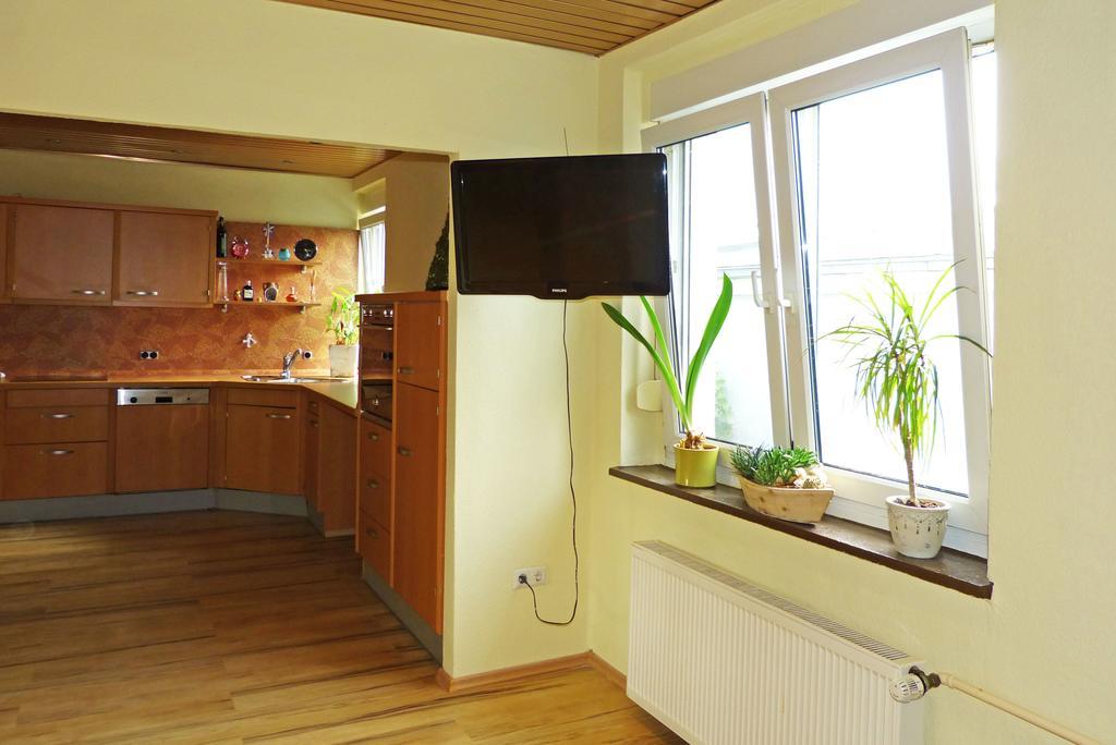 Messe-zimmer Tus-treff Дюссельдорф